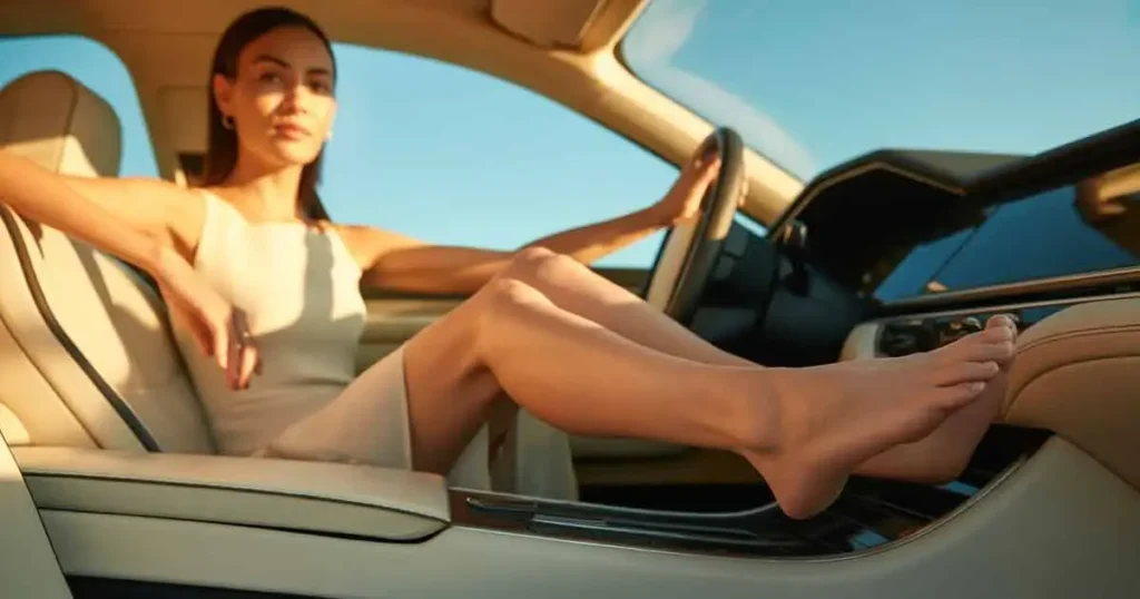 is it illegal to drive barefoot in minnesota